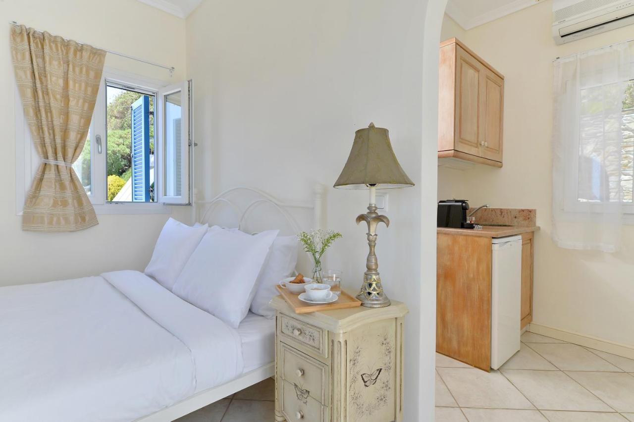 Andros Homes Sea Side Apartment & Studio Gavrio Exterior foto